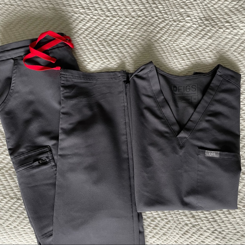 Figs Charcoal set